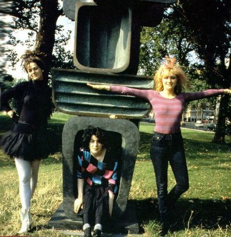 Viv Albertine, Punks 70s, Punk Rock Girls, The Slits, 70s Punk, British Punk, Typical Girl, 80s Punk, Band Photography