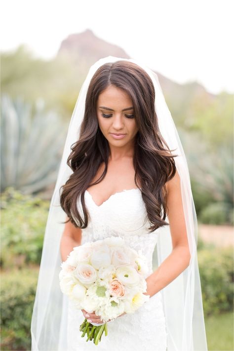 Veil Hair Down, Bride Hairstyles With Veil, Blonde Makeup, Simple Wedding Hairstyles, Wedding Hairstyles With Veil, Best Wedding Hairstyles, Long Hair Wedding Styles, Veil Hairstyles, Wedding Hair Down