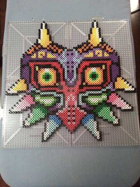 Zelda Perler, Perler Bead Mario, Easy Perler Bead Patterns, Perler Creations, Perler Art, Perler Bead Templates, Diy Perler Bead Crafts, Majoras Mask, Bead Sprite