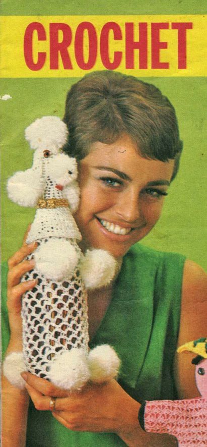 Poodle Bottle Cover Bottle Covers, Crochet Dog, Bottle Cover, Oui Oui, Vintage Knitting, Vintage Crochet, Vintage Wool, Kitsch, Crochet Stitches