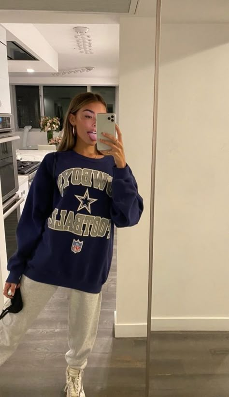 Maddison Beer Outfit Casual, Madison Beer Outfits Casual, Maddison Beer Outfit, Madison Beer Fashion, Estilo Madison Beer, Madison Beer Style, Madison Beer Outfits, Beer Outfit, Madison Beer