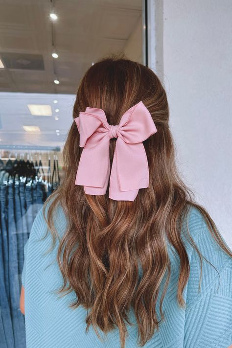 Sweet and timeless, medium-sized, bow. This clip has a traditional clip on the back that securely holds the hair. Sweater Coats, Tee Shop, Hair Jewelry, Skirt Pants, Accessories Earrings, Long Tops, Dress Accessories, Clip On, Medium Size