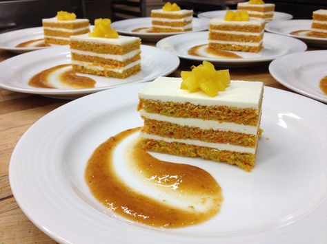 Spiced Carrot Cake, Raisin Gastrique, Vanilla pineapple Carrot Cake Fine Dining Plating, Carrot Cake Plating Ideas, Fine Dining Carrot Cake, Carrot Cake Plated Desserts, Carrot Cake Plating, Cake Plating, Carrot Cake Decoration, Spiced Carrot Cake, Fine Dining Plating