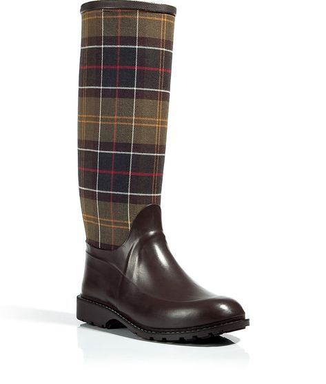 Barbour Equestrian Chic Fashion, Barbour Wellies, Barbour Boots, Ireland Fashion, Lifestyle Dresses, Tartan Fashion, Country Attire, Country Outfits, Winter Casual