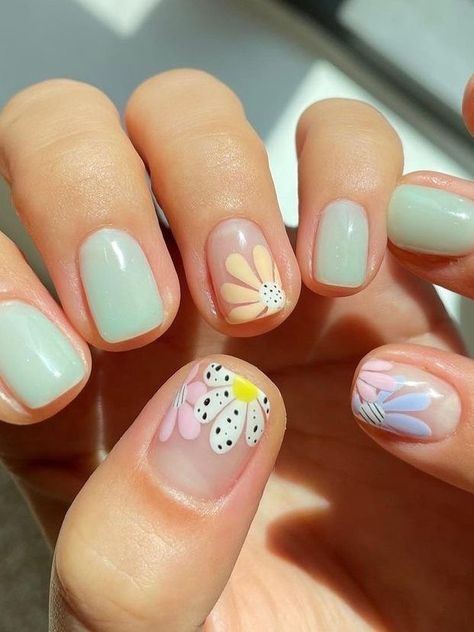 This post is about cute Korean nails that will blow your mind. Try any one of these easy nail designs that can be done at home! #kbeauty #cutenails White And Floral Nails, Cute Simple Nail Art For Short Nails, Nail Art Ideas For Short Nails, Pretty Short Nails Simple, Simple Nail Art For Short Nails, Short Nail Gel Designs, Spring Nails Neutral, Nail Art Short Nails Simple, Gel Nails Korean