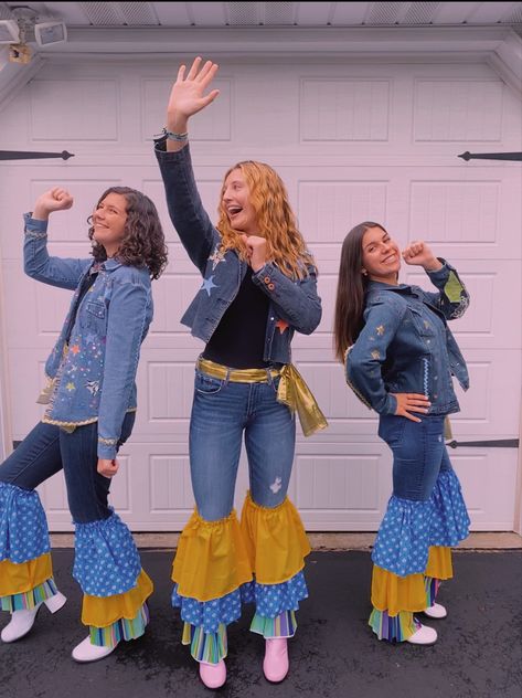 70s Abba Outfit, Mama Mia Dress Up Party, Diy Abba Costume, Diy Abba Outfit, Abba Outfit Inspiration, Mamma Mia Couples Costume, Mamma Mia Super Trouper Outfits, Abba Dress Up, Abba Halloween Costume