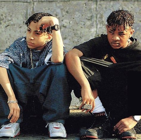 IMX AND KRISS KROSS - Google Search 2000’s Outfit, Kriss Kross, 2000s Pop Culture, Kris Kross, History Of Hip Hop, Street Style Outfits Casual, Baby Boy Outfits Swag, 90s Hiphop, 90s Inspired Outfits