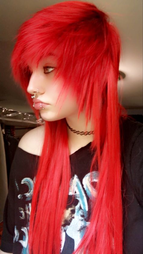 Scene Hair 360, Emo Scene Hair Long, Red Emo Hair, Red Hair Emo, Scene Girl Aesthetic, Scene Pfps, Scene Hair Long, Emo Hair Color, Short Emo Hair