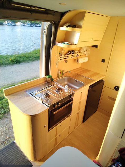 For us it is important to have a full functional kitchen in our DIY camper so we build it this way. We have a gas stove with a oven. This way we are fully equipped to cook all we want. Cakes, lasagna all dishes are easy to cook in our camper van.