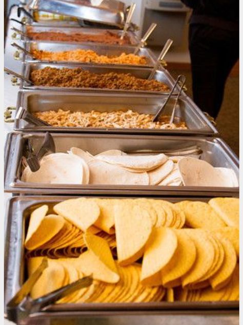 Build Your Own Taco Bar Wedding, Midnight Buffet Wedding, Tex Mex Wedding Food, Stock The Bar Food Ideas, Easy Wedding Dinner Ideas, Taco Bar Buffet Set Up Wedding, Nacho Buffet, Taco Bar Buffet Set Up, Wedding Tacos