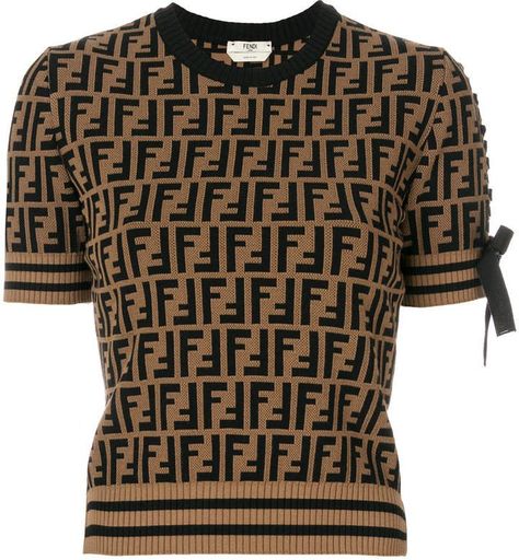 Fendi Logo Sweater Sweaters Brown, Fendi Sweater, Estilo Madison Beer, Fendi Top, Fendi Clothing, Slim Fit Sweater, Fendi Logo, Slim Sweater, Round Neck Sweater