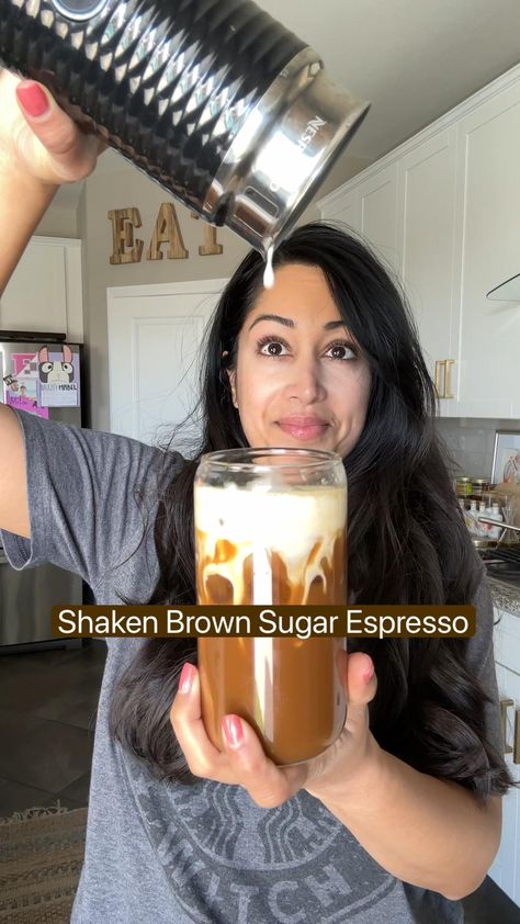 Brown Sugar Espresso, Ninja Espresso & Coffee Barista System Recipes, Starbucks Inspired Ice Coffee, Starbucks Coffee Recipes, Ice Coffee Recipe, Coffee Recipe, Ice Coffee, Non Alcoholic, Coffee Recipes