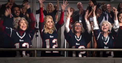 Review | “80 for Brady” Wins The Game, But Not Without A Few Fumbles | by Ryan Brown | Pantheon of Film | Feb, 2023 | Medium Jane Fonda Klute, 80 For Brady, Single Jokes, 2023 Movies, Watch Aesthetic, Sara Gilbert, Lily Tomlin, Sally Field, Rita Moreno