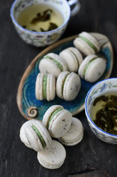 Green Tea Macarons, Tea Macarons, Egg White Powder, French Macaroon Recipes, Macarons Recipe, Macaron Filling, Kefir Recipes, Macaron Flavors, French Macaroons