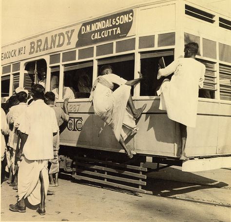 Calcutta Tram 1945 Old Kolkata, Old Calcutta, History India, Old India, Historical India, Colonial India, Worst Album Covers, Amazing India, Indian History Facts