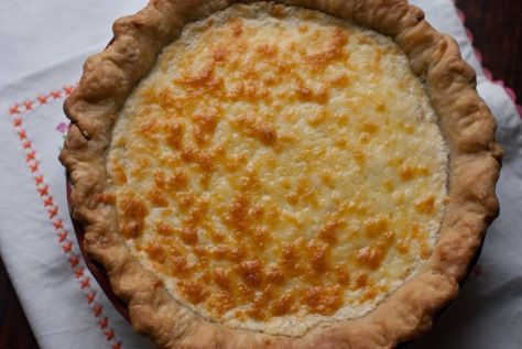 Rich and Creamy Tomato Pie with Cream Cheese, Goat Cheese, Cheddar, Fresh Basil and Shallots. This recipe is eggless since there is not any mayonnaise and it takes amazing! Olive Oil Pie Crust, Oil Pie Crust, Mayo Recipe, Buttery Pie Crust, Gluten Free Crust, Cheese Cheddar, Marry Me Chicken, Pearl Onions, Rainbow Carrots