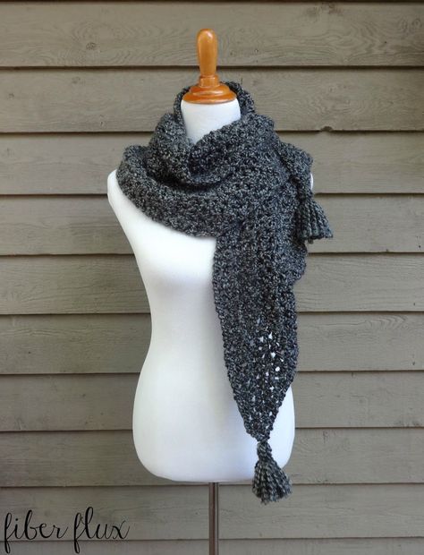 The Early Morning Wrap is an elegant wrap that takes the chill away.  Bulky yarn and and an easy to crochet stitch make a cozy wrap f... Homespun Crafts, Poncho Au Crochet, Crochet Cowls, Beau Crochet, Crochet Scarfs, Confection Au Crochet, Mode Crochet, Crochet Shawls And Wraps, Crochet Shawls