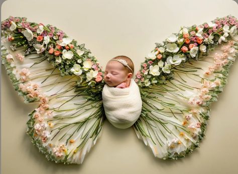 Enchanted Forest Baby Shower Backdrop, Lion King Newborn Pictures, Butterfly Theme Maternity Shoot, Fairy Newborn Photography, Butterfly Baby Photoshoot, Newborn Photography Girly, Diy Baby Photoshoot, Butterfly Photoshoot, Backdrop Butterfly