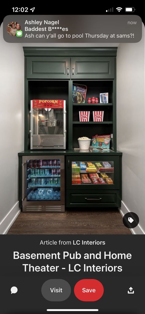 Home Theater Bar Counter, Theatre Room Snack Bar, Media Room Kitchenette, Home Theatre Snack Bar, Small Snack Bar Ideas Home, Small Snack Bar Ideas, Home Snack Bar Ideas, Home Theater Snack Bar Ideas, Basement Snack Bar