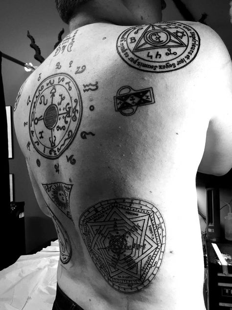 Occult Tattoos Constantine Tattoo, Magick Tattoo, Occult Tattoos, Esoteric Tattoo, Chaos Tattoo, Chaos Magick, Army Tattoos, Occult Tattoo, Esoteric Symbols