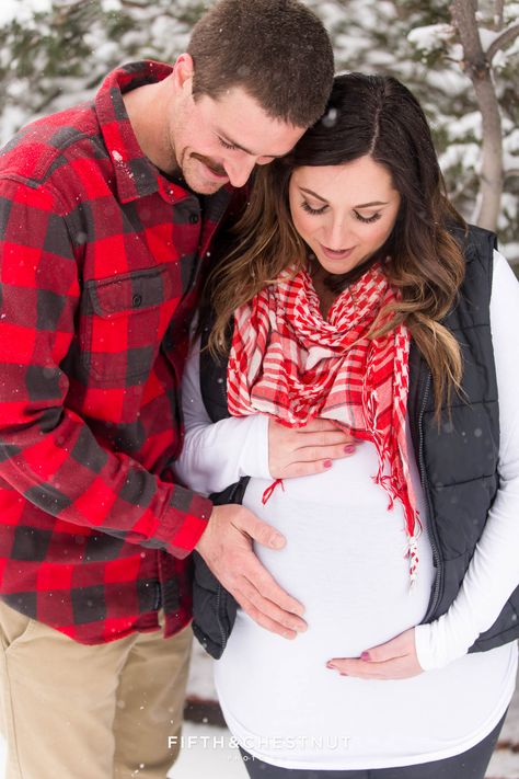 Kate's Winter Snowy Maternity Photos by Reno Maternity Photographer Snowy Maternity Photos, Winter Maternity Pictures, Winter Maternity Photos, High School Senior Photography, Winter Maternity, Maternity Photos, Photographing Babies, Maternity Photographer, Senior Photographers