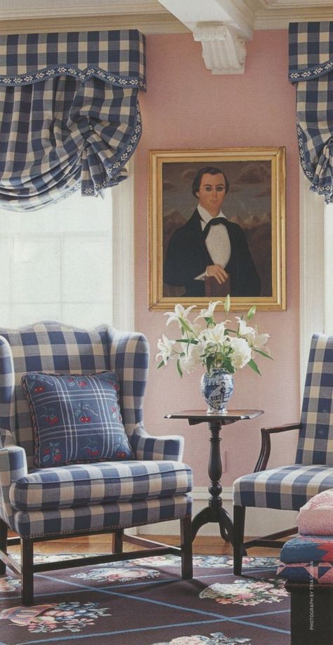 Eye For Design: Decorate With Blue and White Buffalo Plaid Anthony Baratta, Blue And White Decor, Cottage Decorating, Blue White Decor, Colonial Decor, Blue Rooms, Country French, World Of Interiors, French Country Decorating