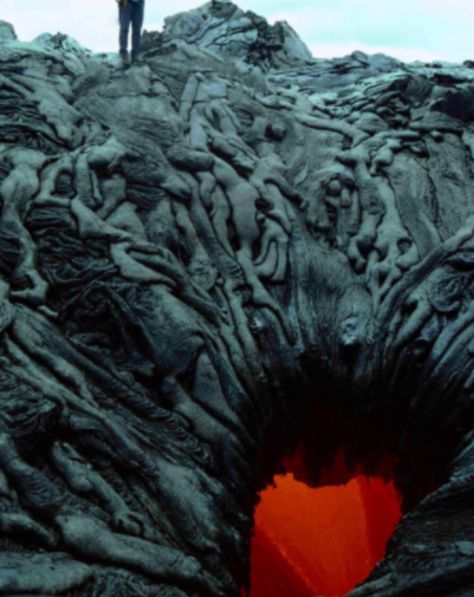 In Hawaii there are anthropomorphic lava formations that look like they're straight from the underworld. Crooked Forest, Images Terrifiantes, Gates Of Hell, Volcano, Geology, Dark Fantasy, Stranger Things, Art Inspo, A Man