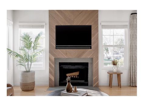 Jula Cole Design on Instagram: “Walnut chevron fireplace ... no mantle needed (sorry stockings you will have to be hung somewhere else) #julacoledesign 📷: @samanthagohphoto” Herringbone Fireplace, Cottage Fireplace, Fireplace Redo, Fireplace Facade, Shiplap Fireplace, Living Room Redo, Fireplace Built Ins, Fireplace Remodel, Modern Fireplace