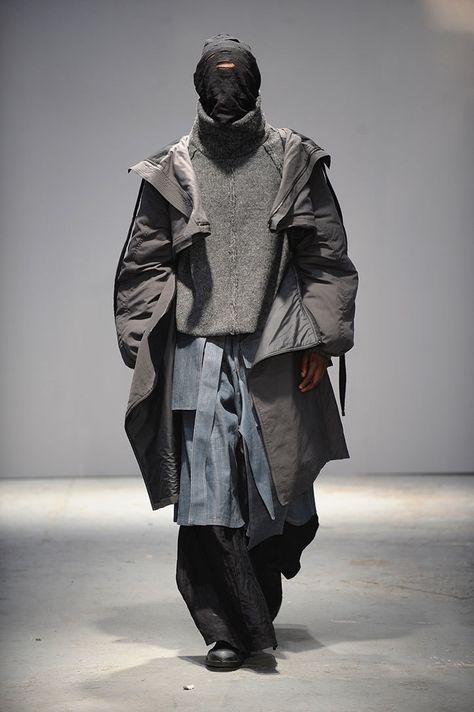 Sam-thompson-and-george-oxby-lcf-1 Fall Techwear Outerwear With Patchwork, Gray Outfit, Urban Streetwear Parka With Multiple Pockets, Luxury Techwear Parka, Winter Techwear Patchwork Outerwear, Urban Adventures Techwear Parka, Oversized Parka, Dystopian Fashion, London College Of Fashion