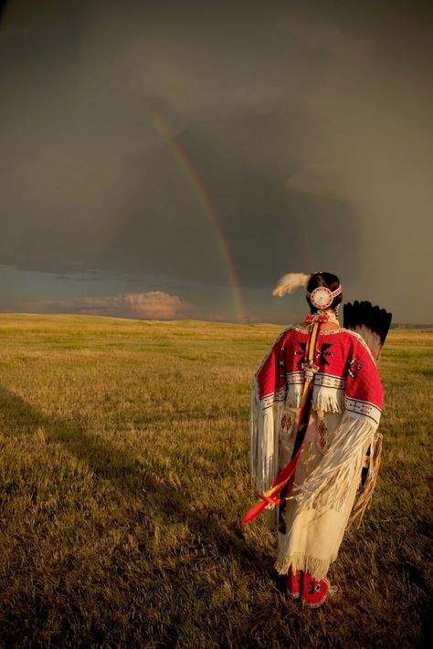 Pine Ridge Reservation, Native American Reservation, South Dakota Travel, Soft Legs, Native American Images, Native American Quotes, Native American Photos, Red Cloud, Native American Peoples