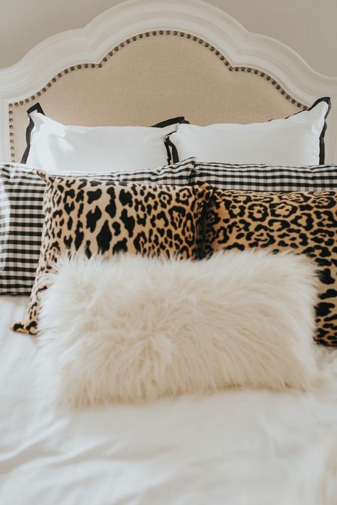 Serena And Lily Bedding, Serena And Lilly, Gingham Sheets, Bedroom Duvet, Furbish Studio, Dekorasi Kamar Tidur, Border Frame, Serena And Lily, Room Goals