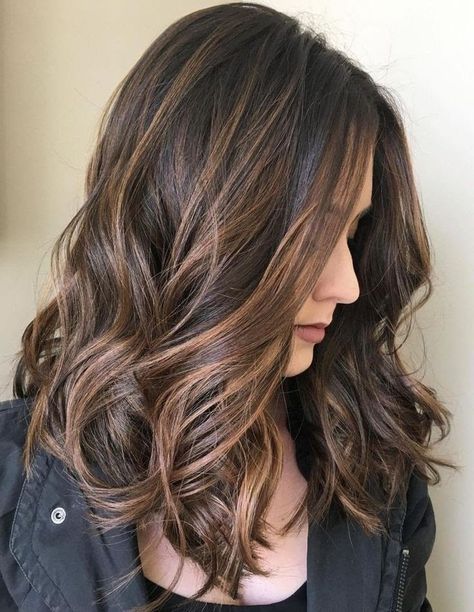 Caramel Brown Hair Color, Caramel Brown Hair, Rambut Brunette, Chocolate Brown Hair, Hair Color Light Brown, Brunette Balayage Hair, Brown Hair Balayage, Dark Brown Hair Color, Balayage Brunette