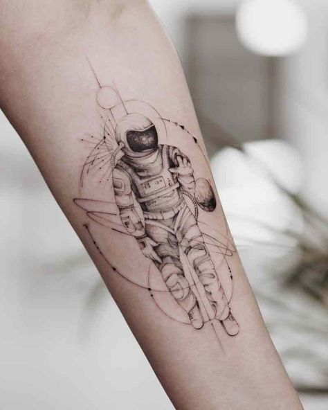 Space Tattoo Sleeve, Science Tattoos, Unique Tattoos For Men, Astronaut Tattoo, Galaxy Tattoo, Inspiration Tattoos, Sketch Tattoo Design, Space Tattoo, Best Friend Tattoos