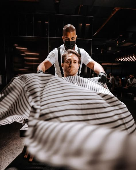 Professional Barber Photos, Barbershop Instagram Feed, Barbershop Photoshoot Ideas, Barber Instagram Ideas, Barber Shop Photoshoot, Barber Photoshoot Ideas, Barber Portrait, Barber Shop Photography, Barbershop Photoshoot