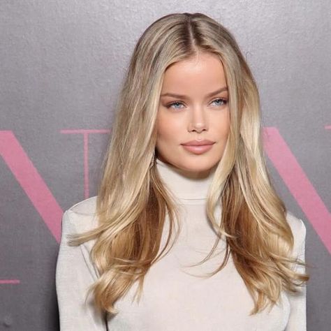 Frida Aasen, Honey Blonde Hair, Blonde Hair Inspiration, Hair Up Styles, Honey Blonde, Women Supporting Women, Aesthetic Hair, Blonde Hair Color, Up Hairstyles