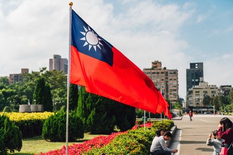 1000 Pesos Bill Philippines, Taiwan Flag, New Taipei City, New Taiwan Dollar, National Flag, The Republic, Taipei, Premium Photo, The Wind