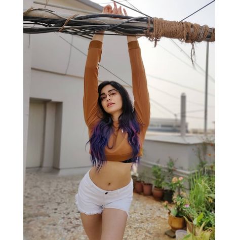 143.4k Likes, 825 Comments - Adah Sharma (@adah_ki_adah) on Instagram: “I have been "framed" 👓👓because............. . . . ......wait for ittttt .. . . . I was "out"…” Fitness Fashion Outfits, Adah Sharma, Whatsapp Dp, Bollywood Girls, Science Technology, International News, Saree Styles, Model Photos, Hd Photos