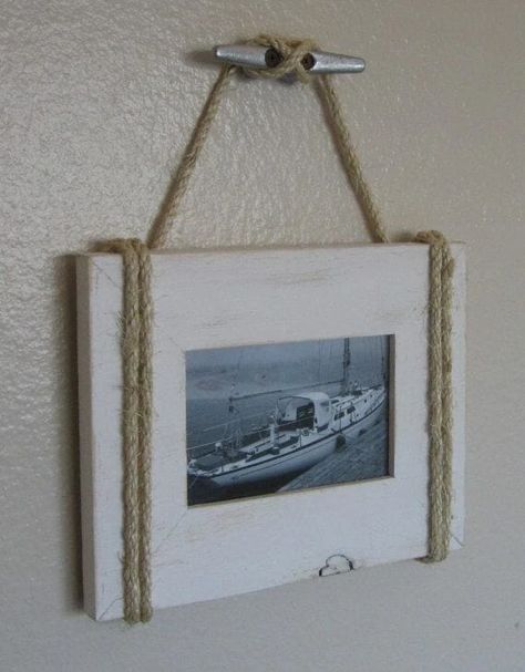 Nautical Decorating | Our 17 Favorite Uses for Nautical Rope #nauticaldecor #nauticalstyle #ropedecor #ropeaccents https://www.cottagehomefurniture.com Painting Frames Ideas, Nautical Sunroom, Rope Lighting Ideas, Trendy Bathroom Ideas, Nautical Home Decorating, Rope Lighting, Coastal Cottage Style, Sea Style, Lake Decor