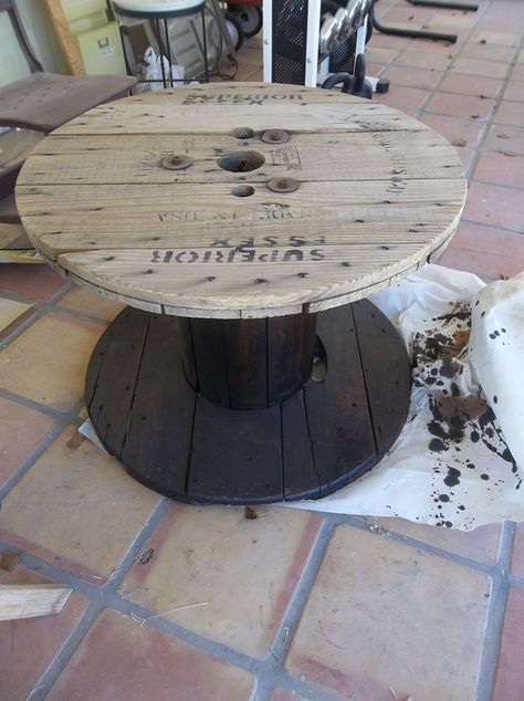 BEFORE & AFTER: Turn an Old Cable Reel Into a DIY Desk! - Thrift Diving Blog : Thrift Diving Blog Electrical Spools, Wire Spool Tables, Wooden Cable Reel, Cable Spool Furniture, Large Wooden Spools, Cable Spool Tables, Wooden Spool Tables, Wooden Cable Spools, Cable Spools