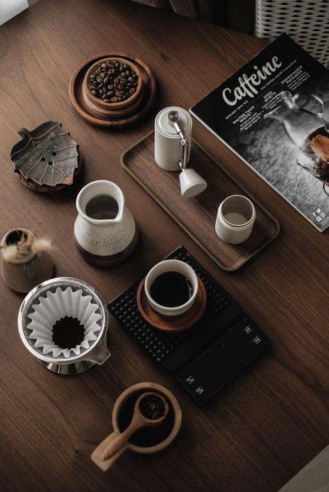 Coffee Product Photoshoot, Coffee Dark Aesthetic, Coffee Reference, Coffee Presentation, Chemex Coffee, Coffee Shot, Hug In A Mug, Coffee Roastery, Coffee Life