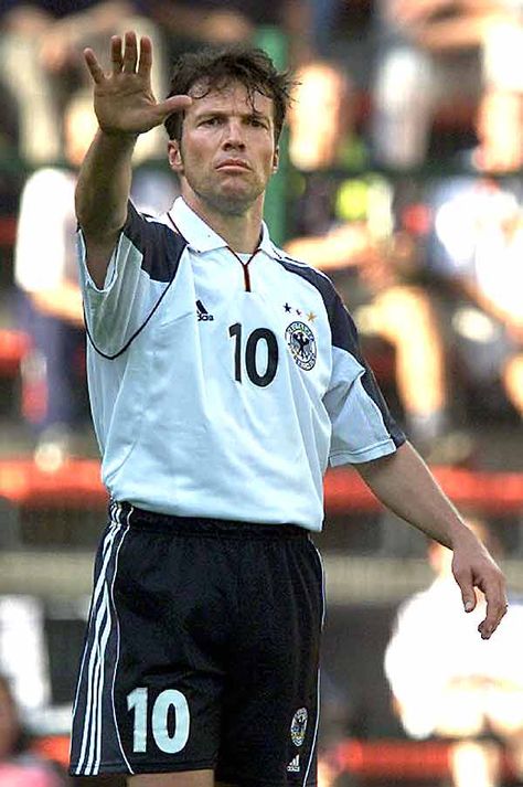 lothar matthaus Lothar Matthaus, Football Awards, Legends Football, Football Players Images, Good Soccer Players, Best Football Players, Sports Celebrities, Association Football, Football Legends