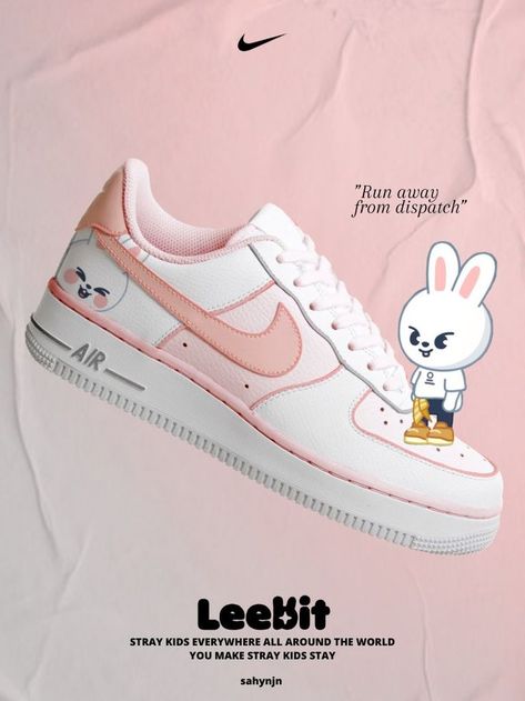 Stray Kids Shoes, Shoes For Me, Stray Kids Fashion, Stray Kids Outfits, Custom Sneakers Diy, White Nike Shoes, Pretty Shoes Sneakers, Matching Shoes, Kids Converse