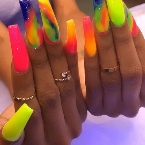 Skittles Nails Color Combos, Ombre Coffin, Neon Acrylic Nails, Nails Yellow, Broken Nails, Drip Nails, Ombre Acrylic Nails, Glow Nails, Exotic Nails