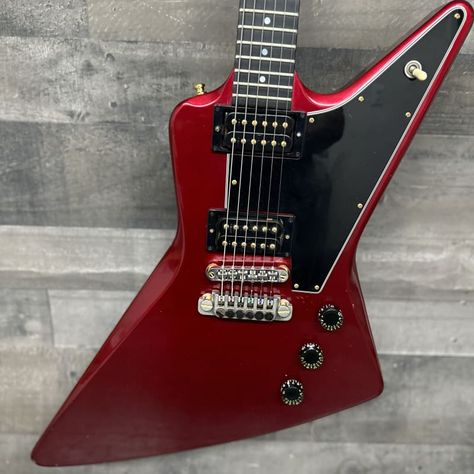 Vintage 1982 Gibson Explorer E2 Electric Guitar in Red The guitar has general use blemishing and is in fantastic playing condition. See pictures fo... Cool Guitar Designs Electric, Red Electric Guitar Aesthetic, Grunge Electric Guitar, Explorer Guitar, Red And White Electric Guitar, E Guitar, Eletric Gutair Red, Dream Guitar, Red Guitar