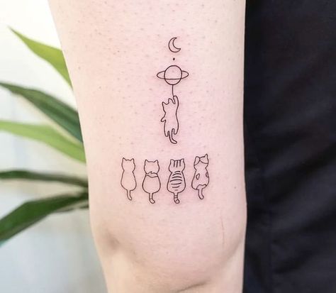 Minimalist Tattoo Cat, Cat Space Tattoo, Space Cat Tattoo, Minimalist Cat Tattoo, Tattoo Ideas Minimalist, Space Tattoos, Cat Tattoo Simple, Space Doodles, Small Tattoo Ideas