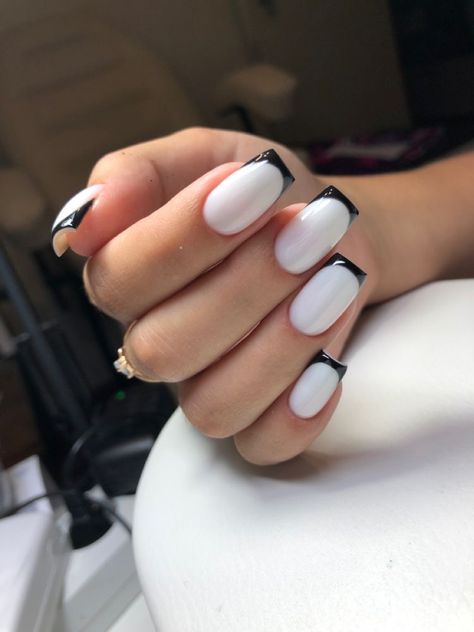 Black White French Nails, White French Nails, Feet Nail Design, Mickey Nails, Work Nails, Casual Nails, Her Nails, Cute Gel Nails, Black Nail