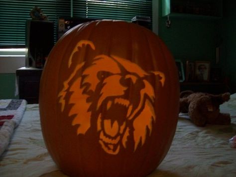 Bear Pumpkin Lit Up Bear Pumpkin, Bear Pumpkin Carving, Craft Pumpkins, Bear Claws, Pumpkin Lights, Halloween Town, Pumpkin Design, Holidays Halloween, Jack O Lantern