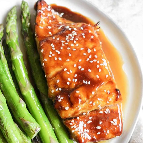 Citrus Honey Glaze Air Fryer Halibut Air Fry Halibut Recipes, Halibut Air Fryer Recipes, Air Fryer Halibut Recipes, Sausage Pesto Pasta, Pot Roast Gravy, Instant Pot Roast, Halibut Recipe, Roast Gravy, Halibut Recipes