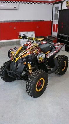 Atv Outfit, Can Am Renegade, Quad Racing, Painting Motorcycle, Motorcycle Scrambler, Motorcycle Cruiser, Motorcycle Yamaha, Day Camping, Bagger Motorcycle