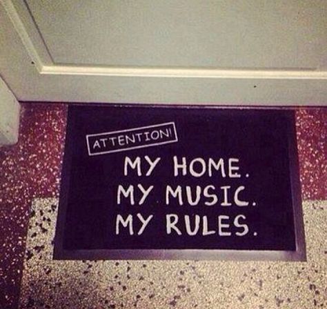 :) Muzică Rock, Grunge Bedroom, Tumblr Rooms, My Rules, Room Goals, My Music, I'm With The Band, Music Room, Pulp Fiction